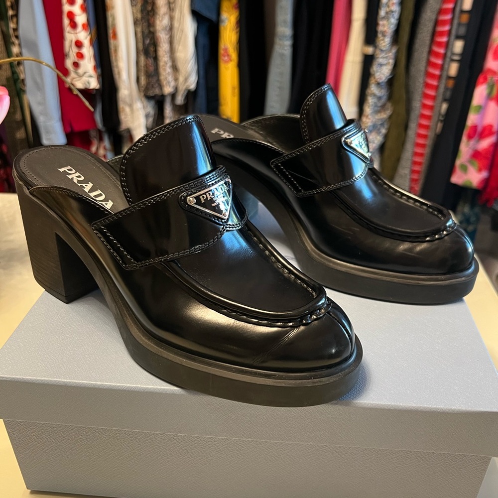 Prada Black Glossy Women's Mule Loafers